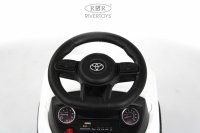 Детский толокар Rivertoys Toyota Land Cruiser 300 Z002ZZ-D 8