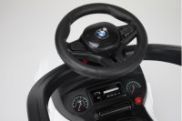 Толокар Rivertoys BMW M5 (A999MP-H) 10