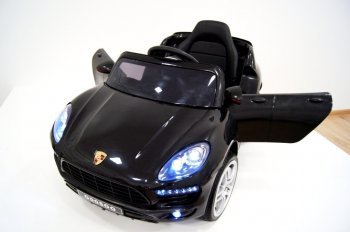 Детский электромобиль Rivertoys Porshe Macan O005OO VIP (Ривертойс) Черный глянец