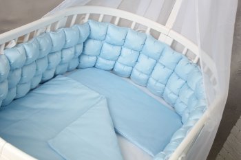 Комплект постельного белья в кроватку Happy Family &quot;Голубой&quot; (6 предметов)