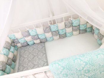 Комплект постельного белья в кроватку Happy Family с бомбон бортиками &quot;Сказка-мятный&quot; (6 предметов) Белый, серый, мята