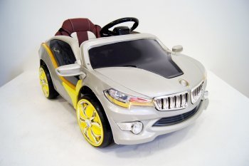 Детский электромобиль Rivertoys BMW O002OO VIP с дистанционным управлением Серебристый