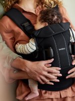 Рюкзак-кенгуру для новорожденных BabyBjorn One Cotton и нагрудник 3