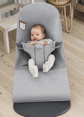 Детский шезлонг BabyBjorn Bouncer Bliss Woven/Jersey Tri-Fabric Light Gray