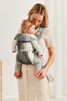 Рюкзак-кенгуру для новорожденных BabyBjorn Mini 3D Jersey 9