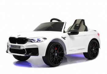 Детский электромобиль Rivertoys BMW M5 Competition (A555MP) Белый