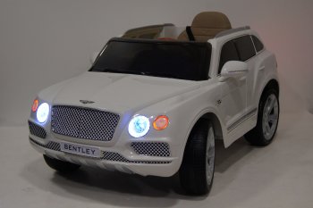 Детский электромобиль Rivertoys Bentley Bentayga-JJ2158 (Лицензионная модель) с дистанционным управлением Белый